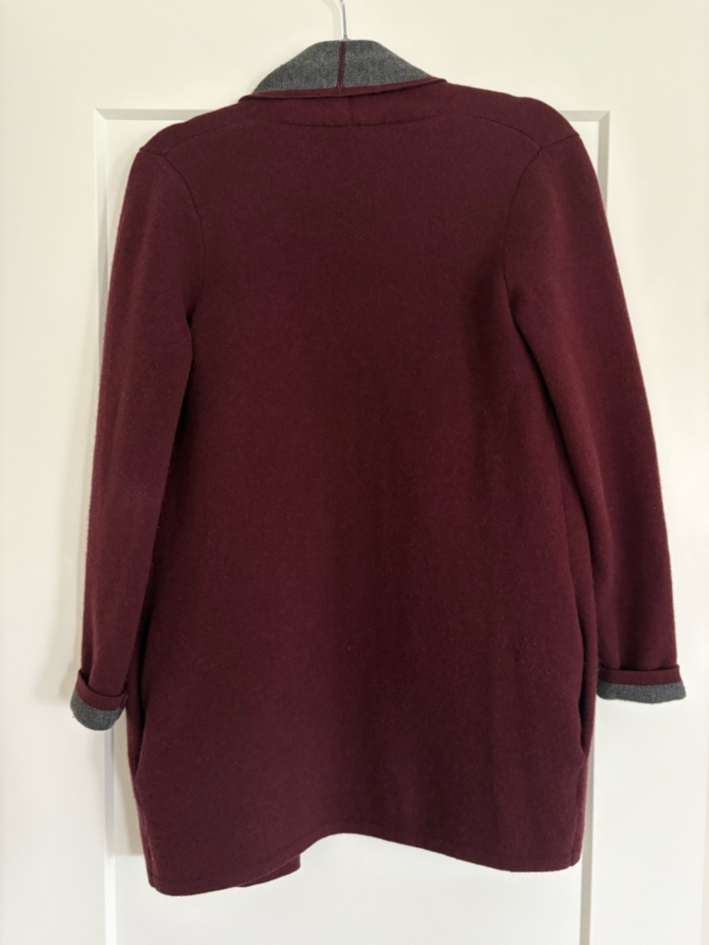 Ann Taylor Two-Tone Open-Front Cardigan in Burgundy and Gray - Picture 4 of 5